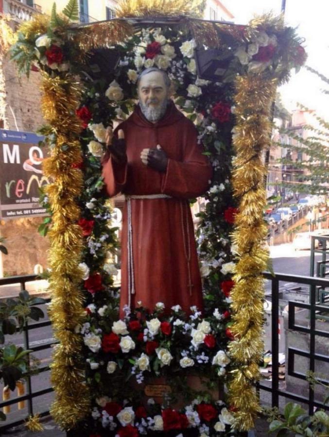 B&B Nonna Maria Napoli Ngoại thất bức ảnh